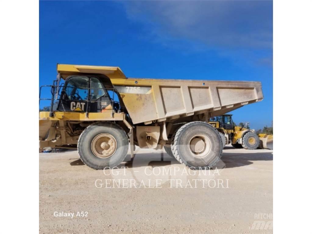 CAT 775F 鉸接式起吊車