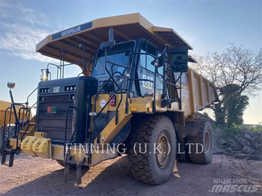 CAT 775G 鉸接式起吊車