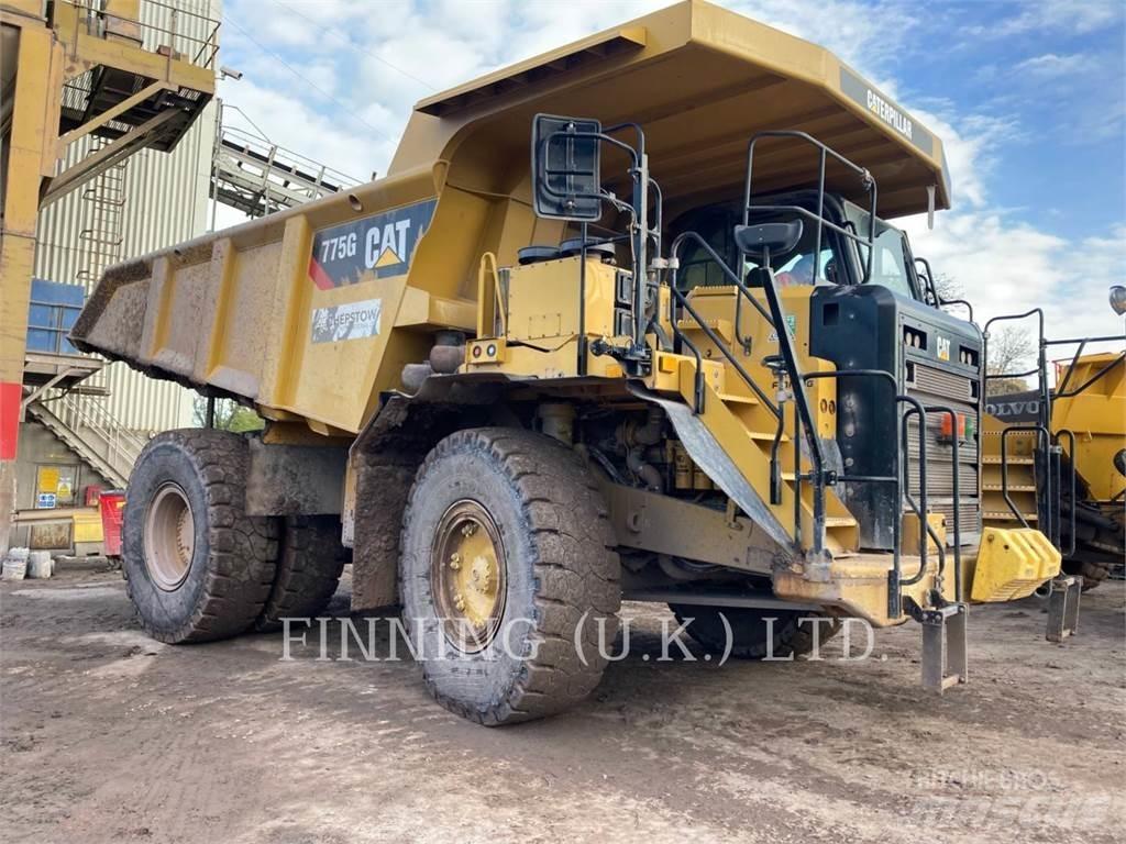 CAT 775G 鉸接式起吊車