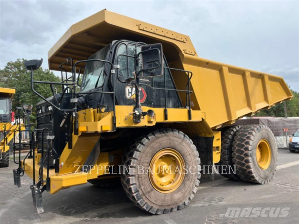 CAT 775G 鉸接式起吊車