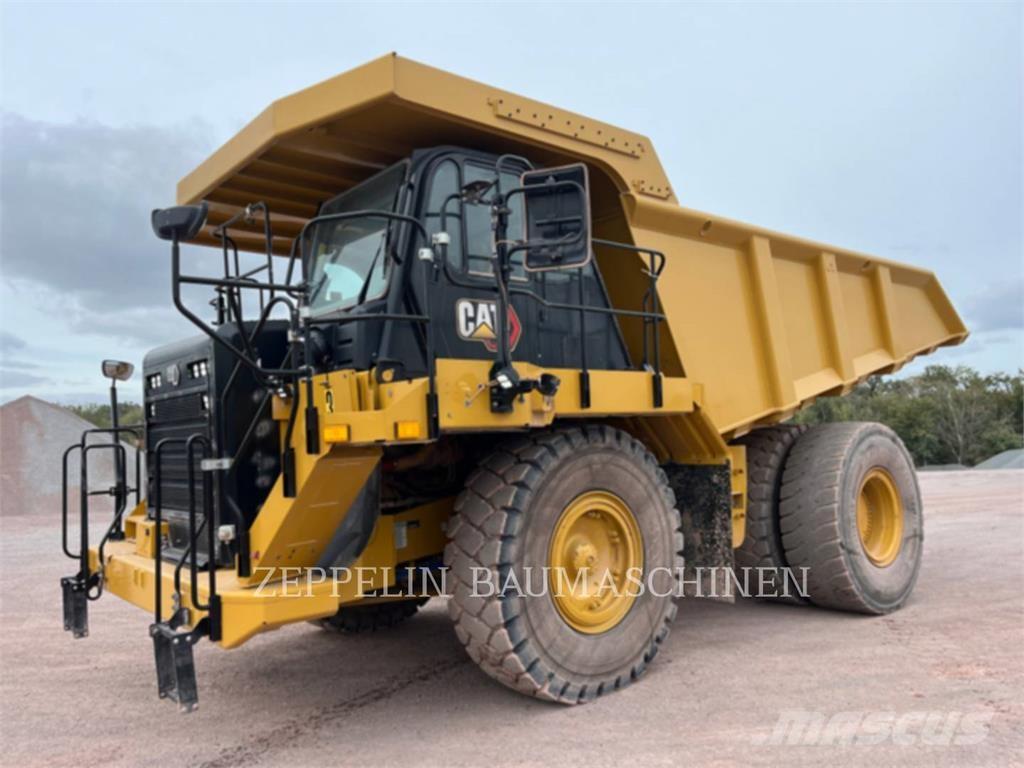 CAT 775G 鉸接式起吊車