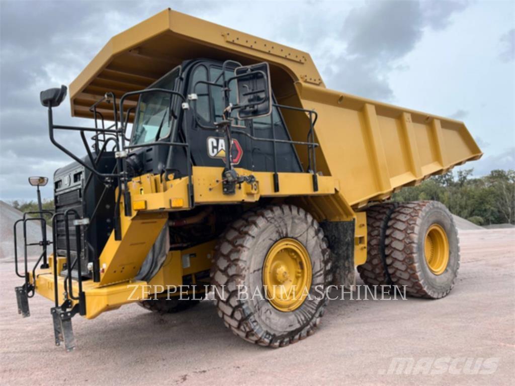 CAT 775G 鉸接式起吊車