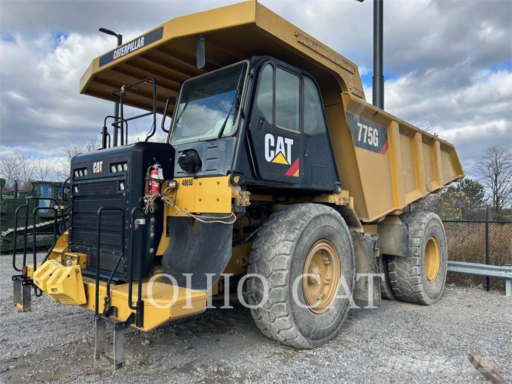 CAT 775G 鉸接式起吊車