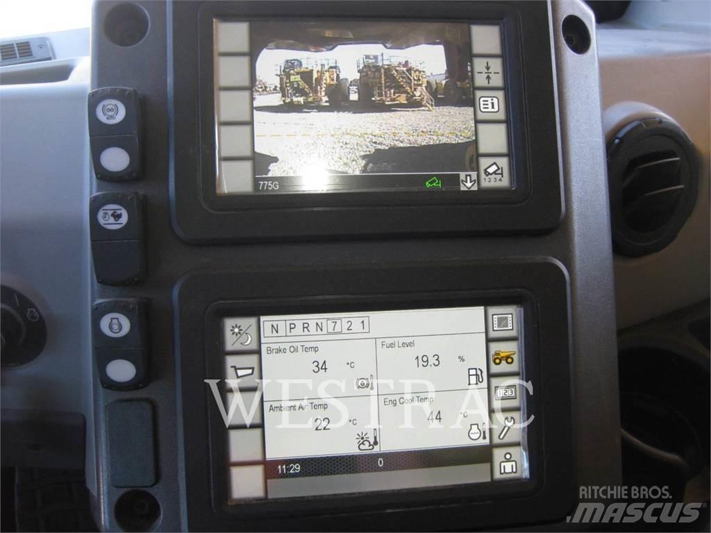 CAT 775GLRC 鉸接式起吊車