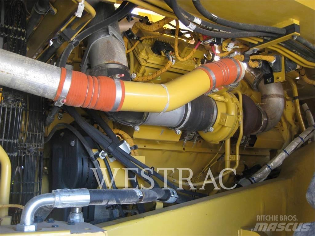 CAT 775GLRC 鉸接式起吊車