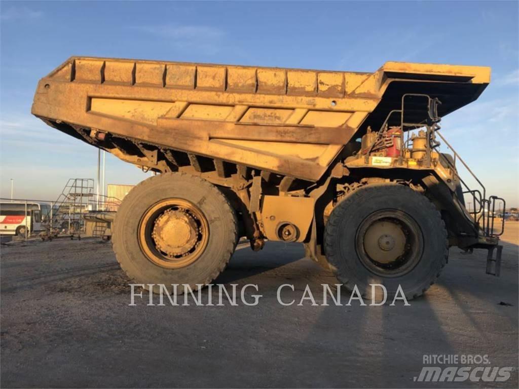 CAT 777F 鉸接式起吊車