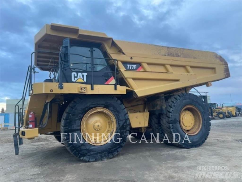 CAT 777F 鉸接式起吊車