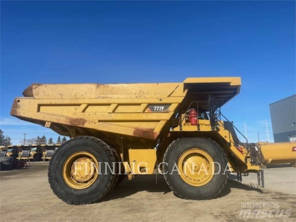 CAT 777F 鉸接式起吊車