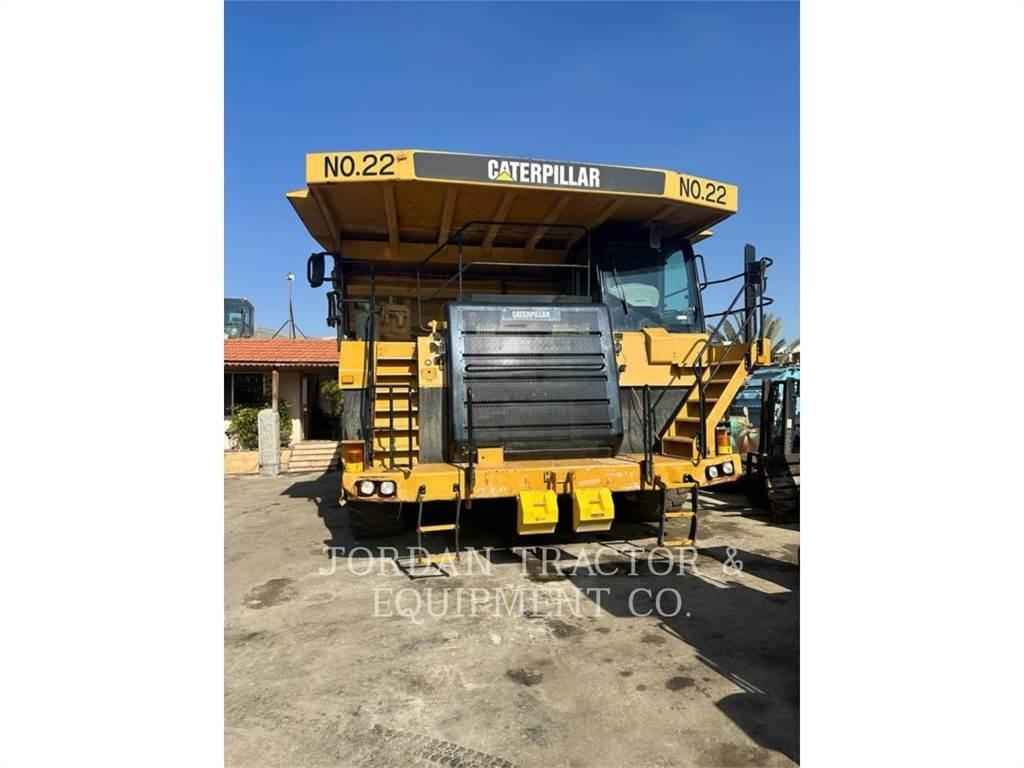 CAT 777F 鉸接式起吊車