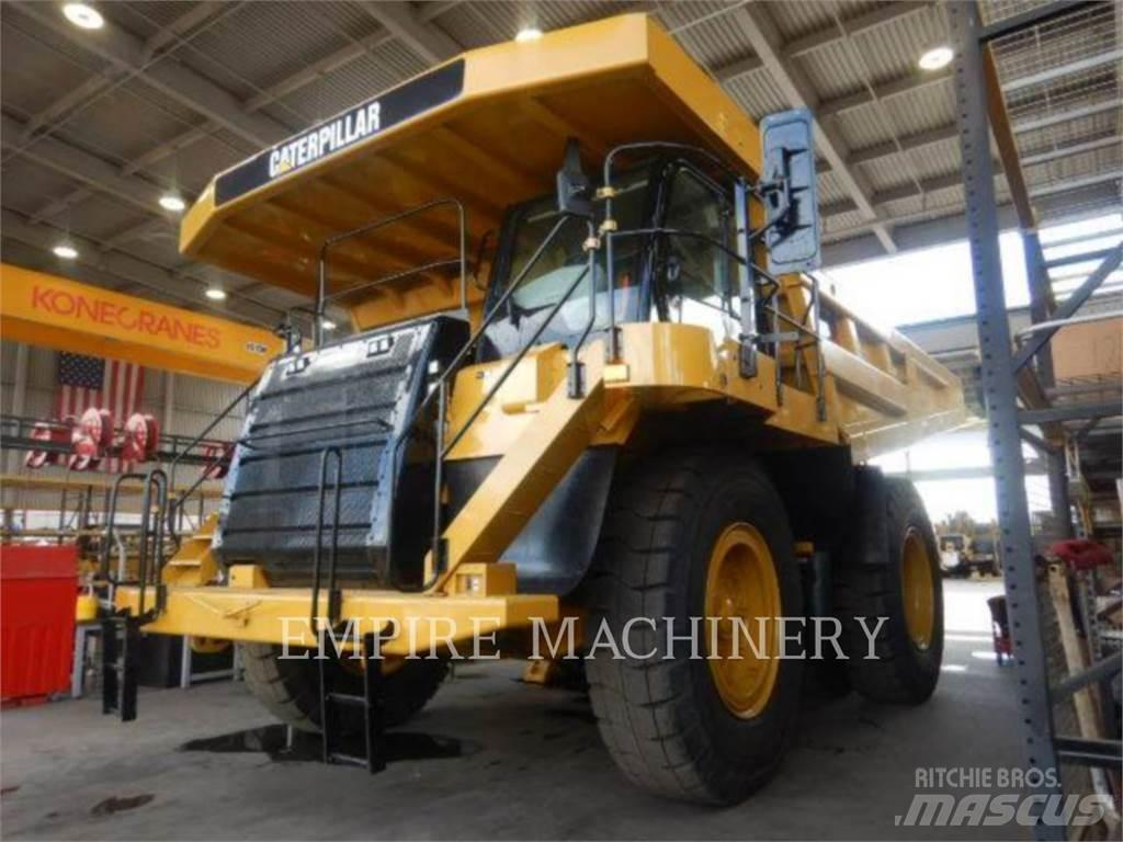 CAT 777F 鉸接式起吊車