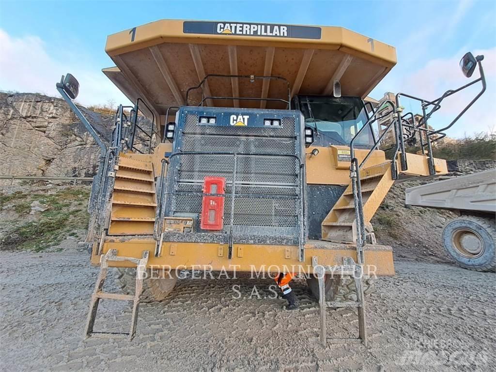 CAT 777G 鉸接式起吊車