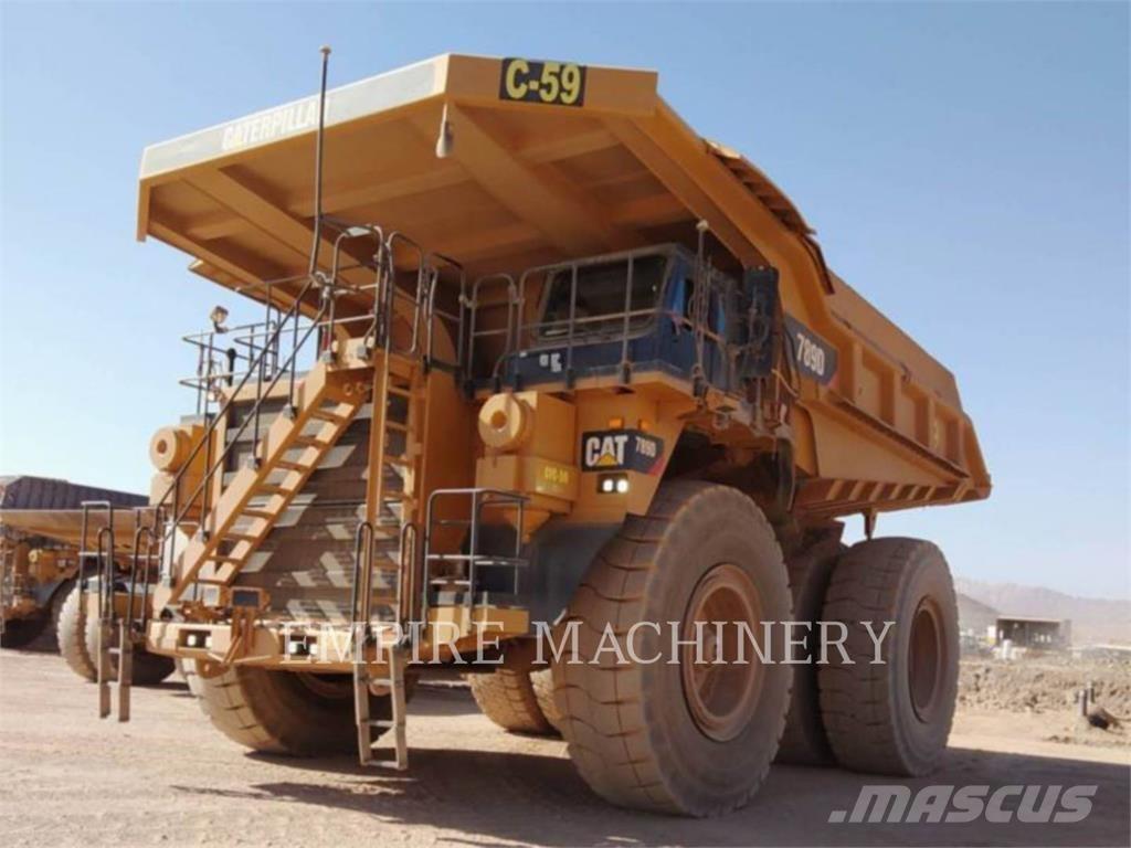 CAT 789D 鉸接式起吊車