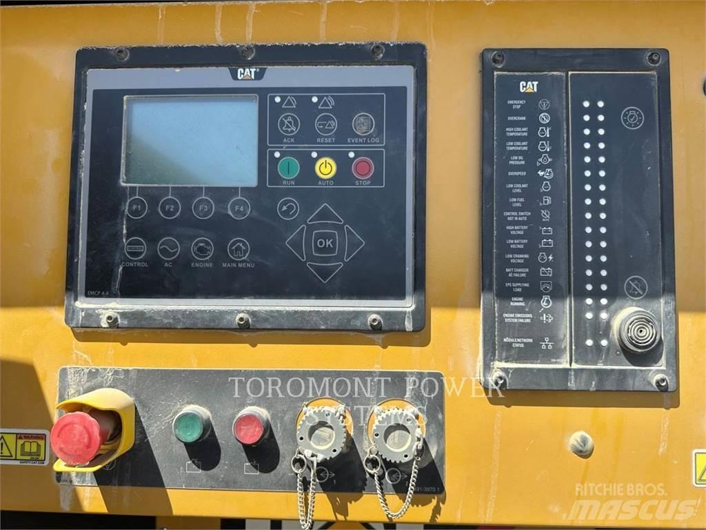 CAT 800KW-600V-C27 柴油發電機