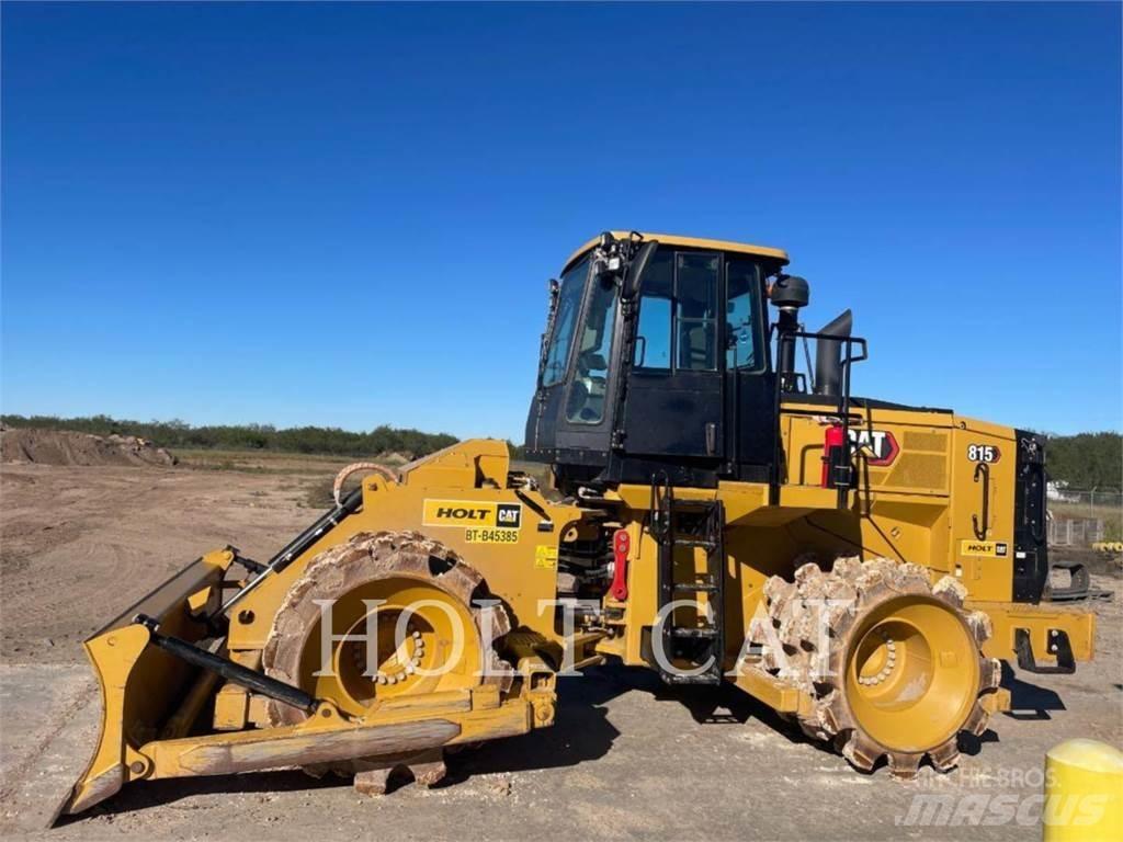 CAT 815 土壤壓實機