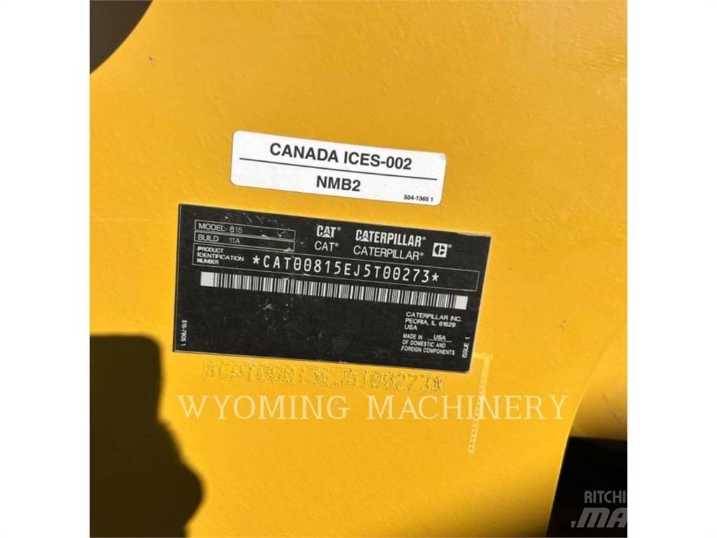 CAT 815 土壤壓實機