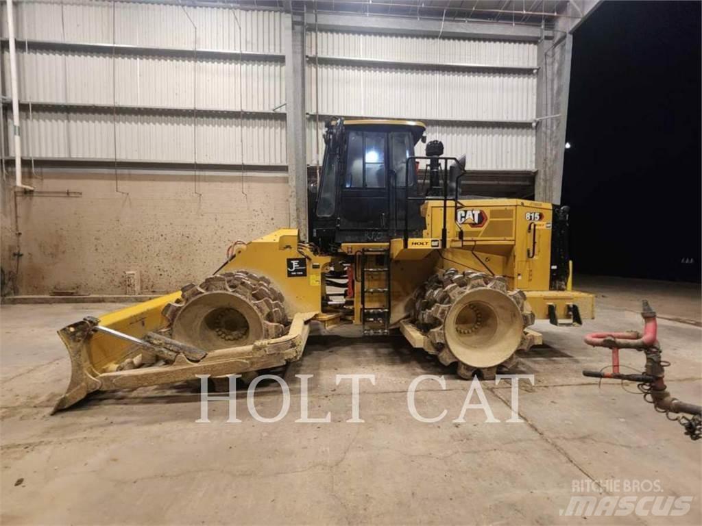 CAT 815 土壤壓實機