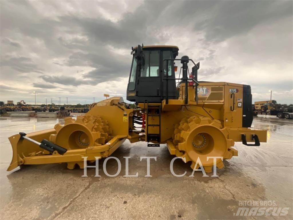 CAT 815 土壤壓實機