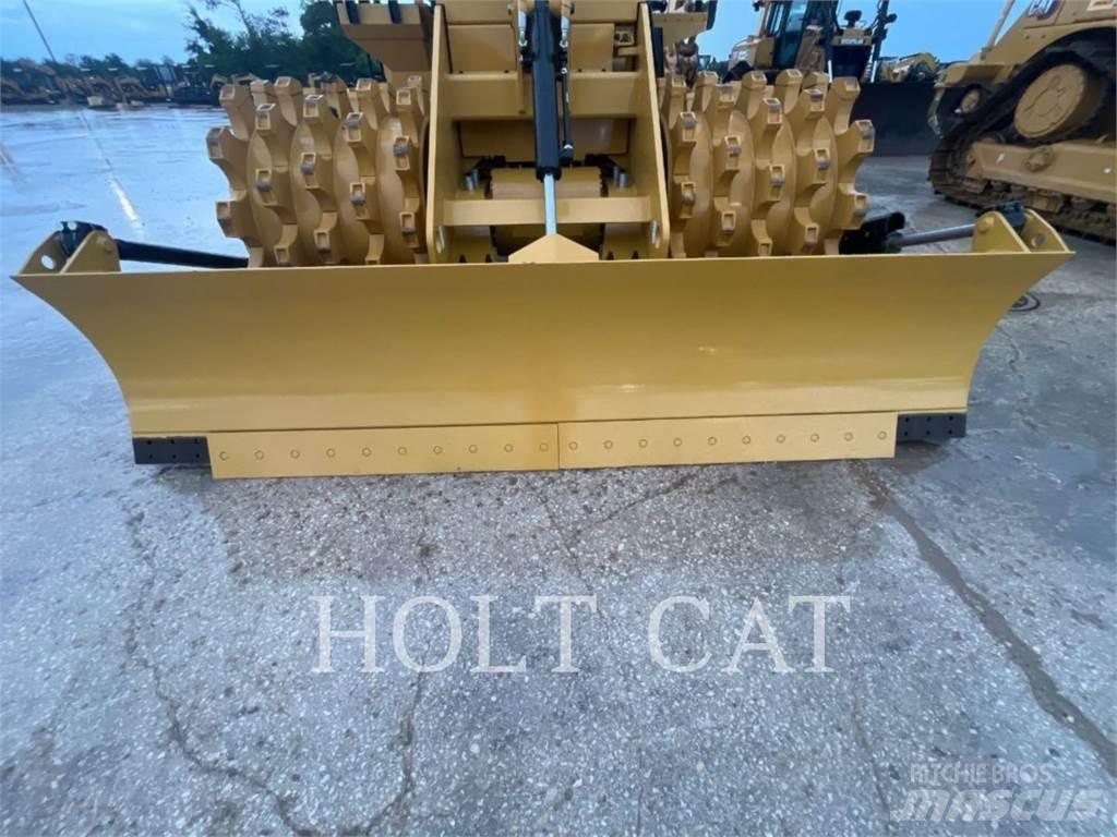 CAT 815 土壤壓實機