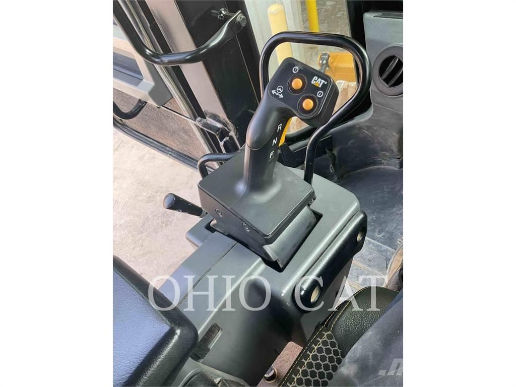 CAT 815 輪式推土機