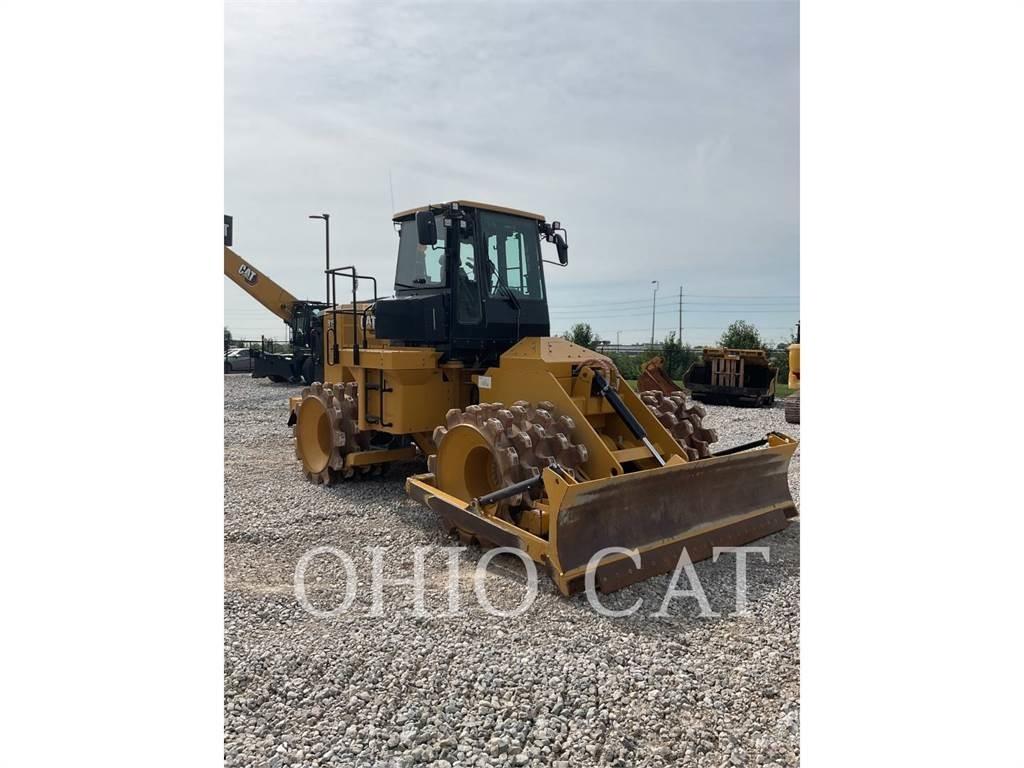 CAT 815 輪式推土機