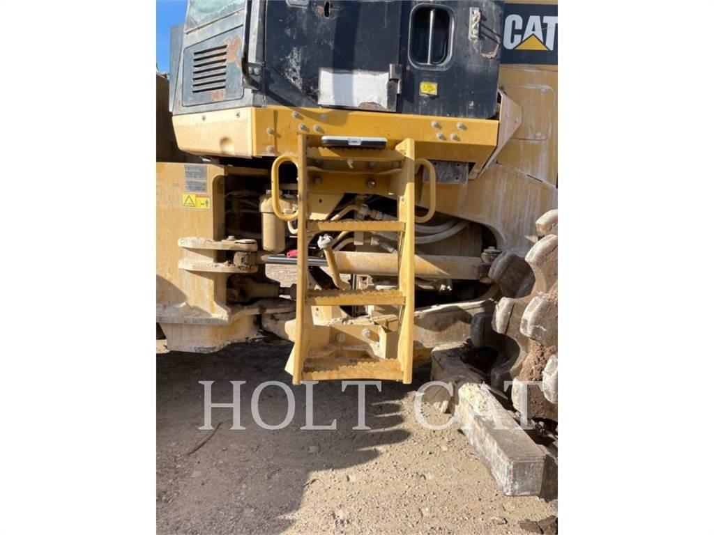CAT 815F 土壤壓實機
