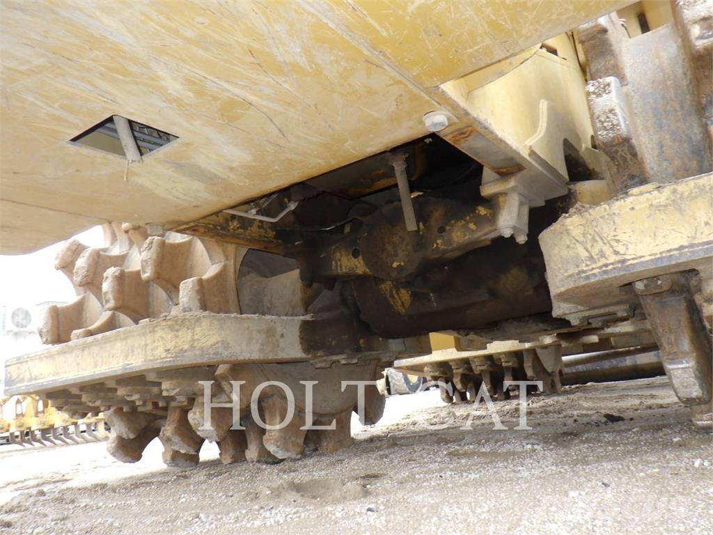 CAT 815FII 土壤壓實機