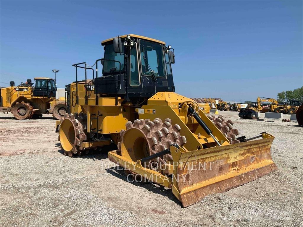 CAT 815K 土壤壓實機