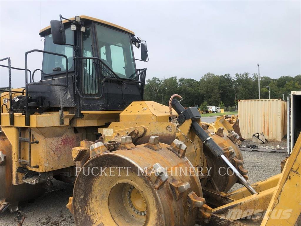 CAT 816-11 土壤壓實機
