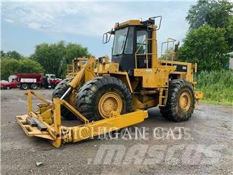 CAT 824C 輪胎式裝載機