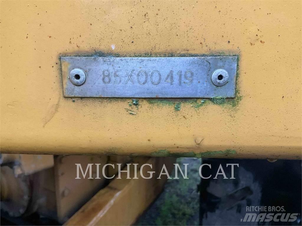 CAT 824C 輪胎式裝載機