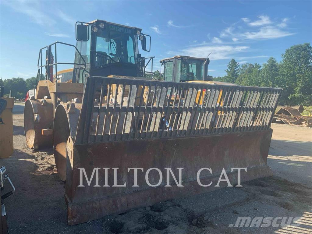 CAT 826G 土壤壓實機