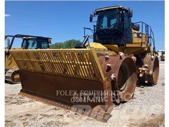 CAT 826K 土壤壓實機