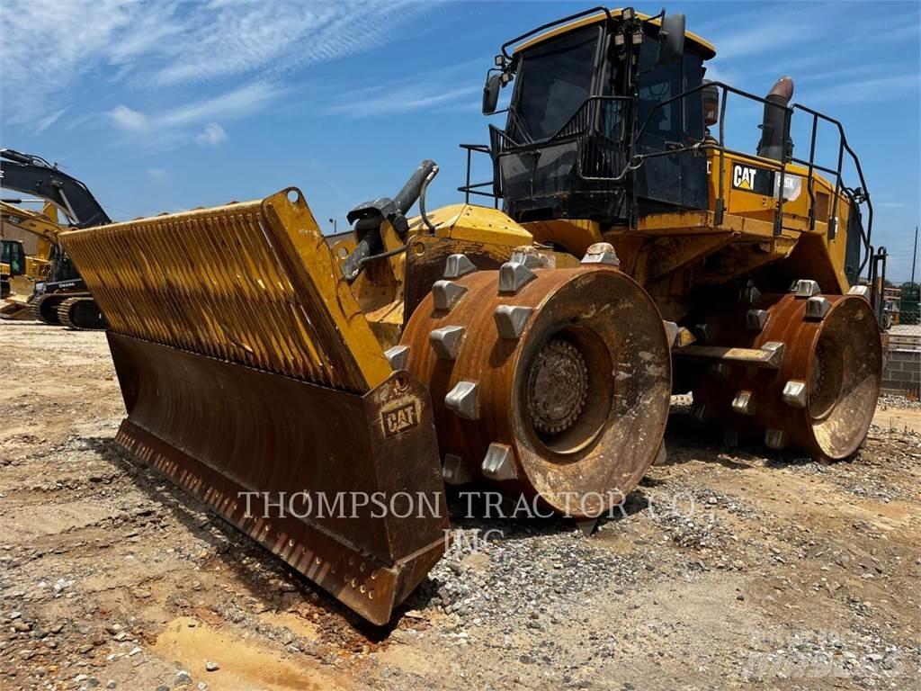 CAT 826K 土壤壓實機