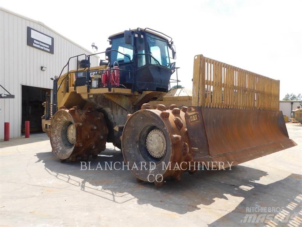 CAT 826K 土壤壓實機