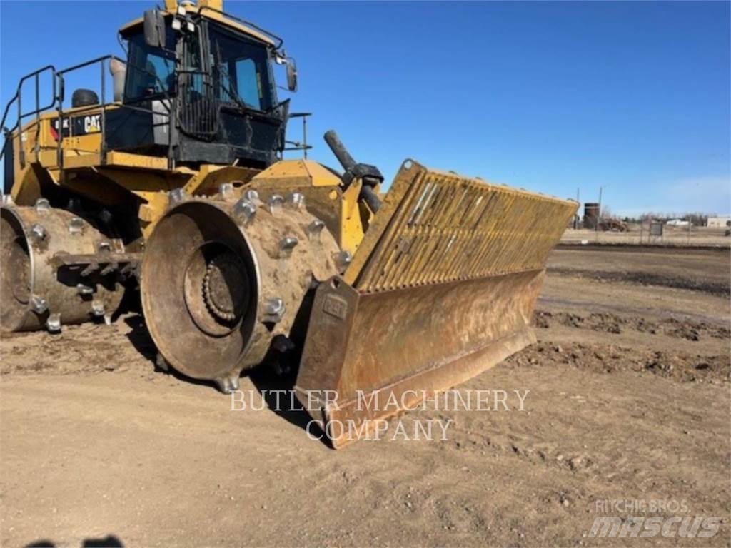 CAT 826K 土壤壓實機