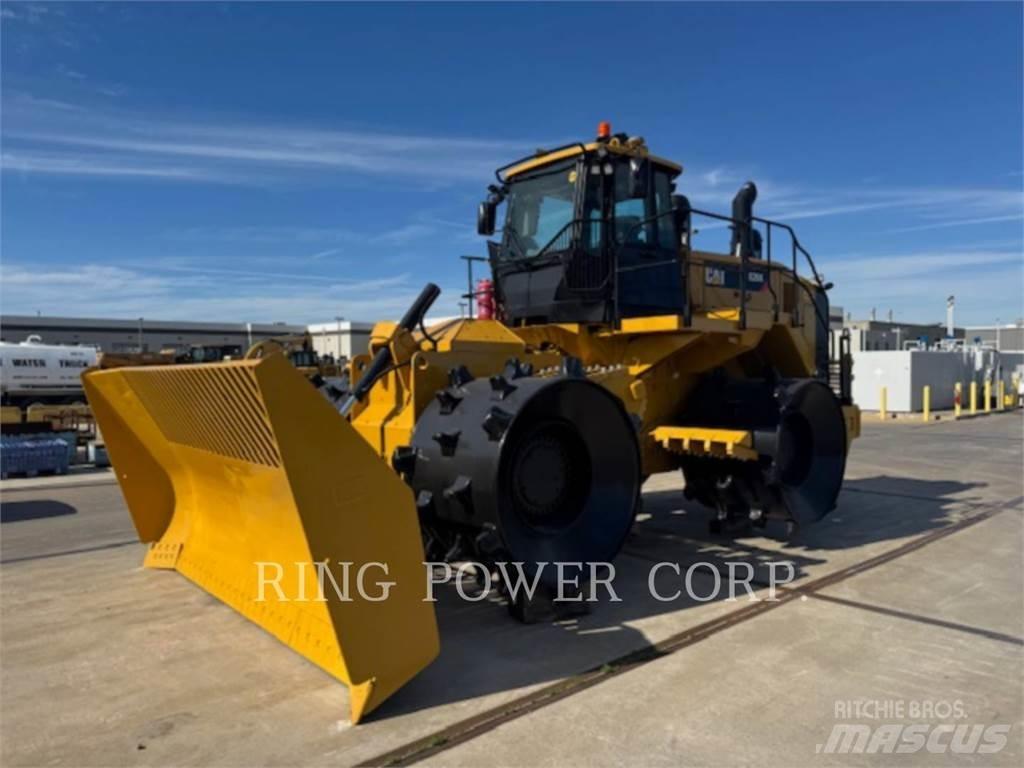 CAT 826K 土壤壓實機
