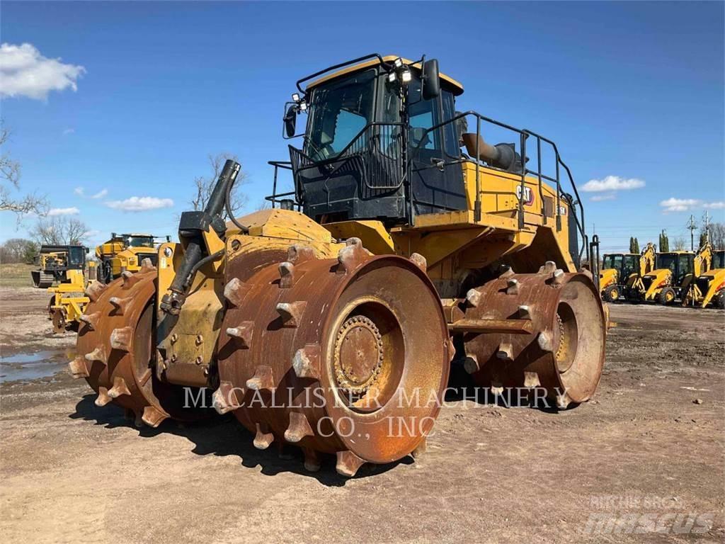 CAT 826K 土壤壓實機