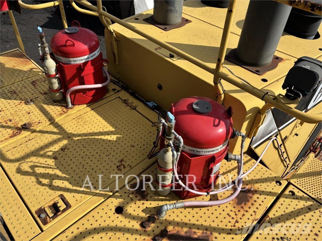 CAT 844H 輪式推土機