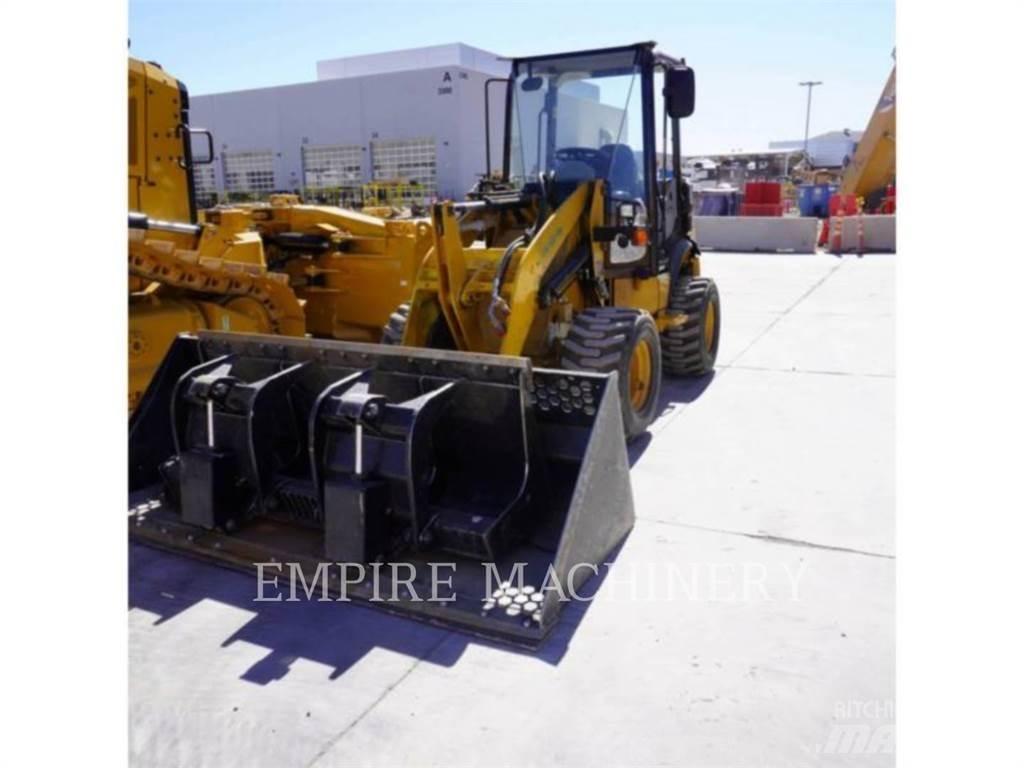 CAT 903C2 輪胎式裝載機