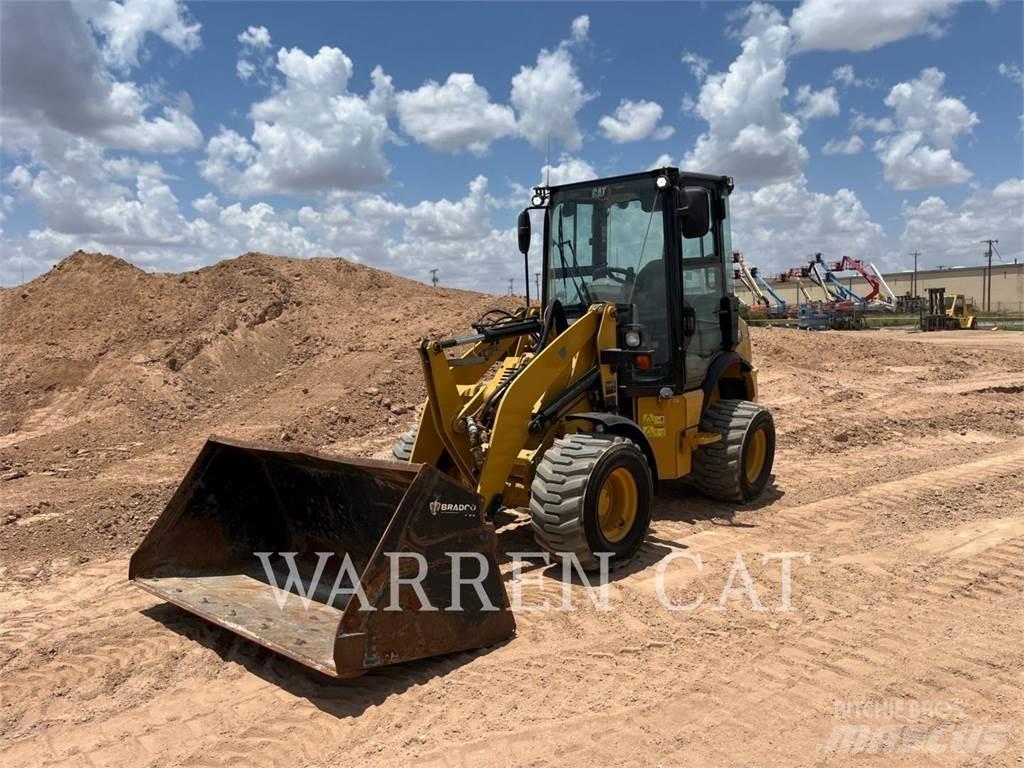 CAT 903D 輪胎式裝載機