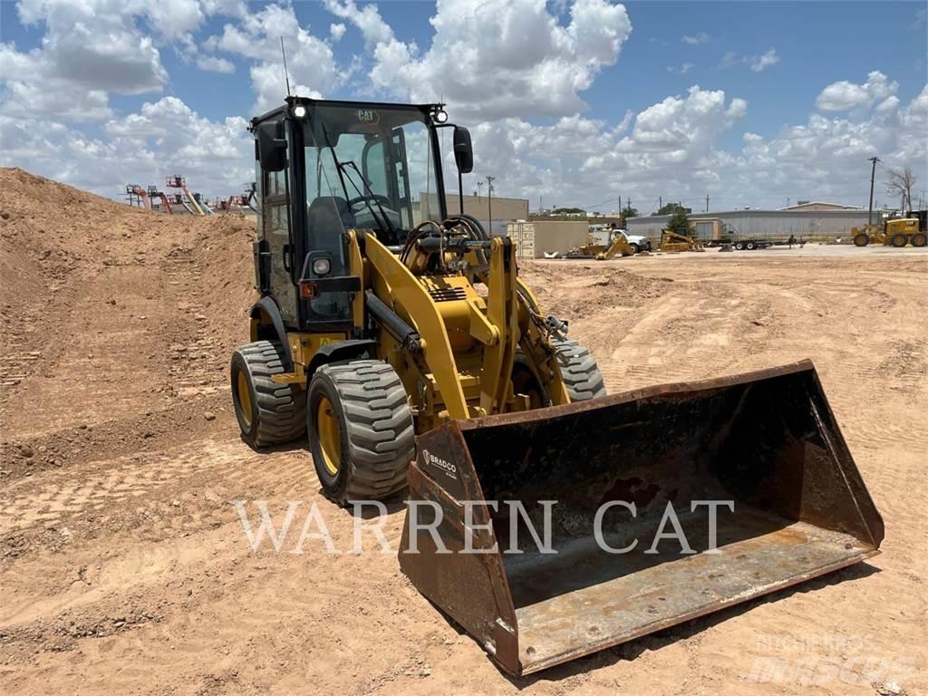 CAT 903D 輪胎式裝載機