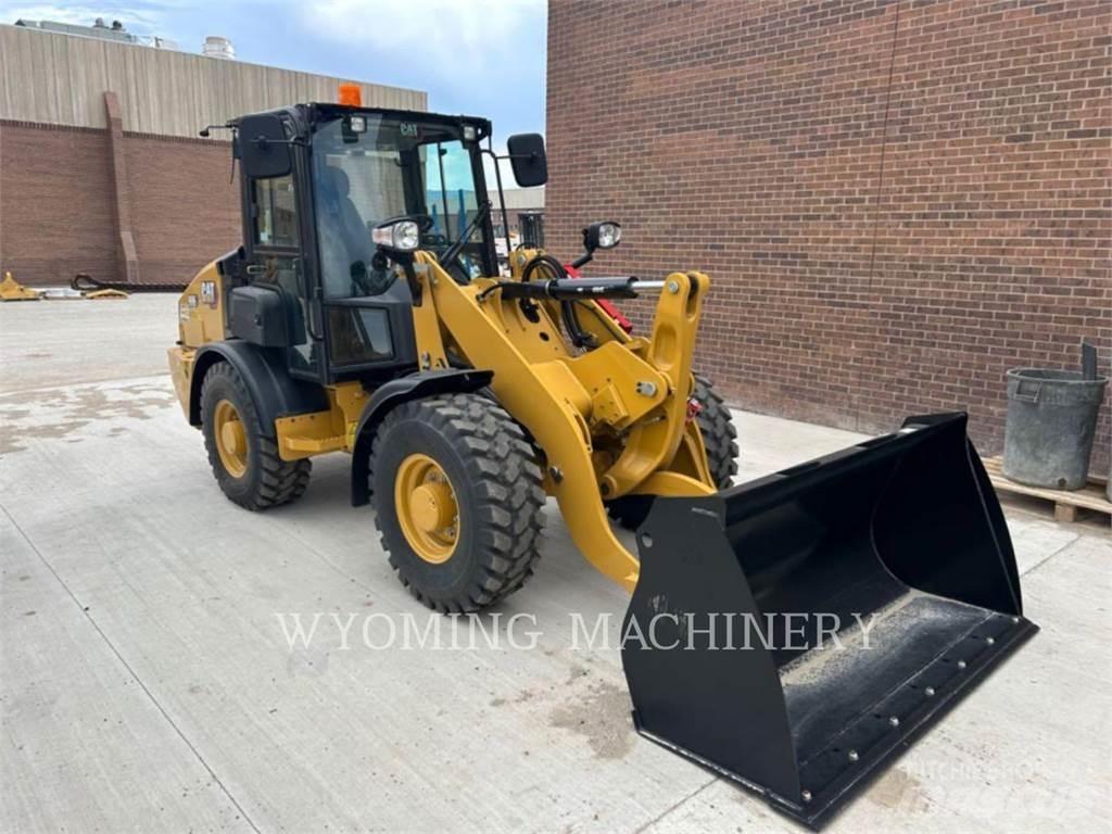 CAT 906 輪胎式裝載機