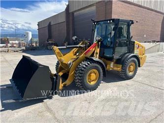 CAT 906 輪胎式裝載機