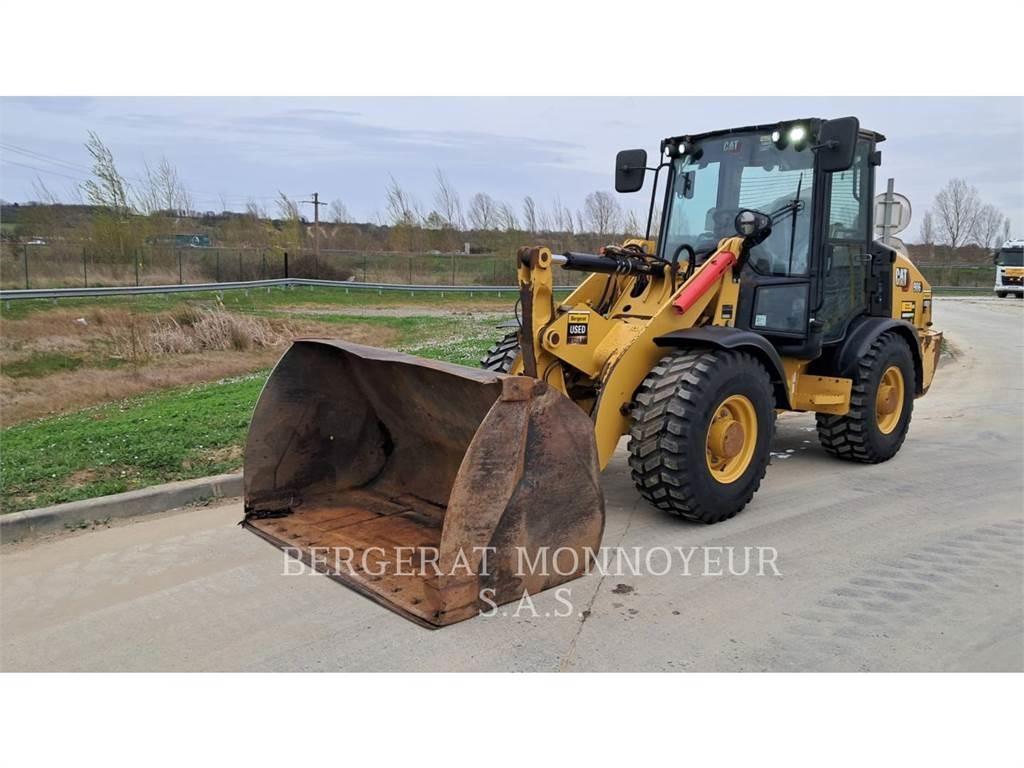 CAT 906 輪胎式裝載機