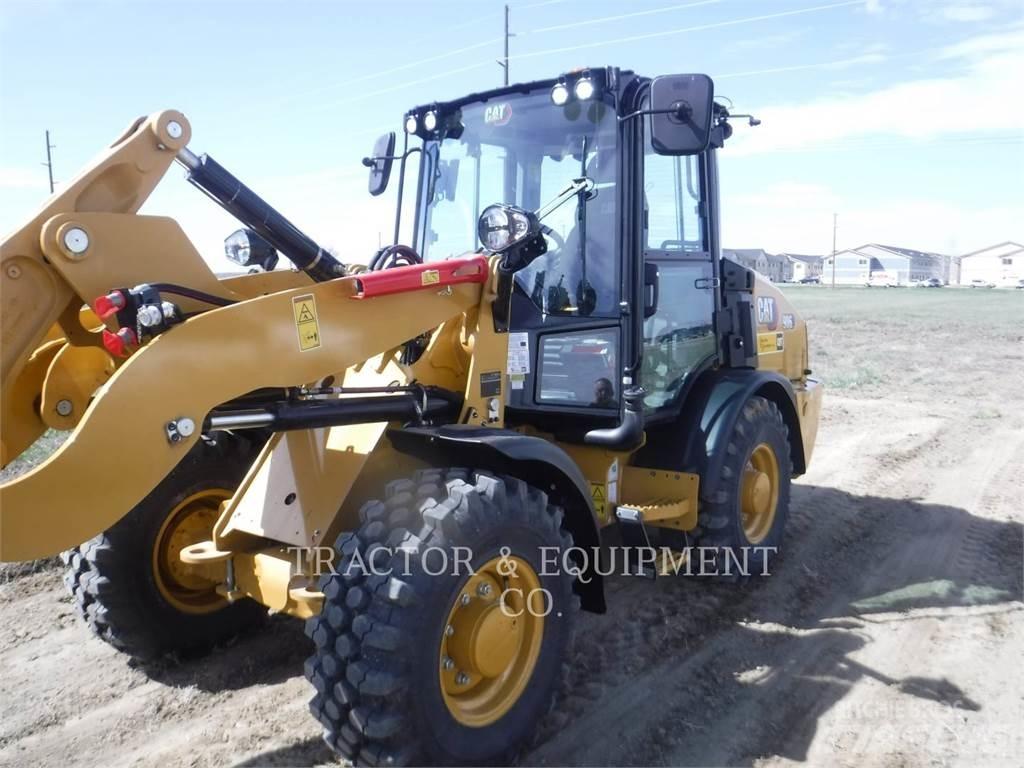 CAT 906 輪胎式裝載機