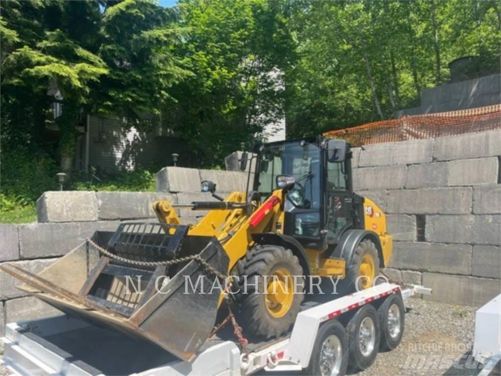 CAT 906 輪胎式裝載機
