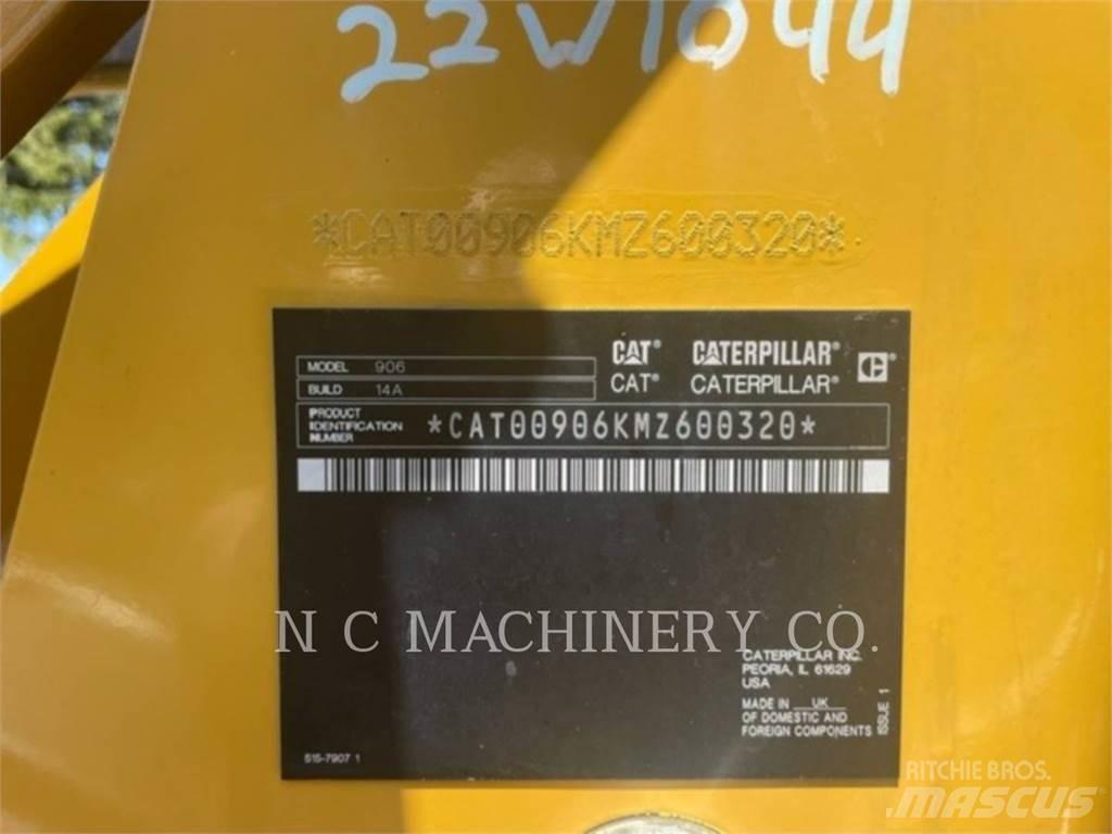 CAT 906 輪胎式裝載機