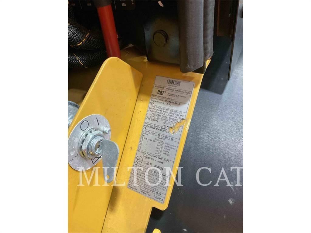 CAT 906 輪胎式裝載機