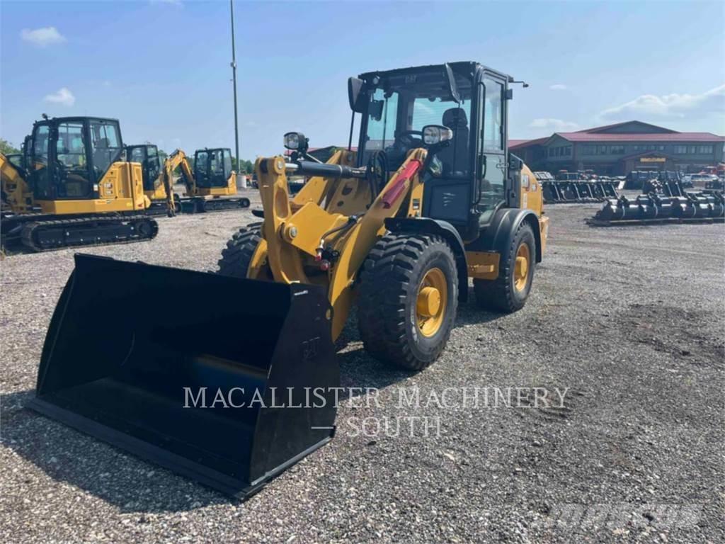 CAT 906 輪胎式裝載機