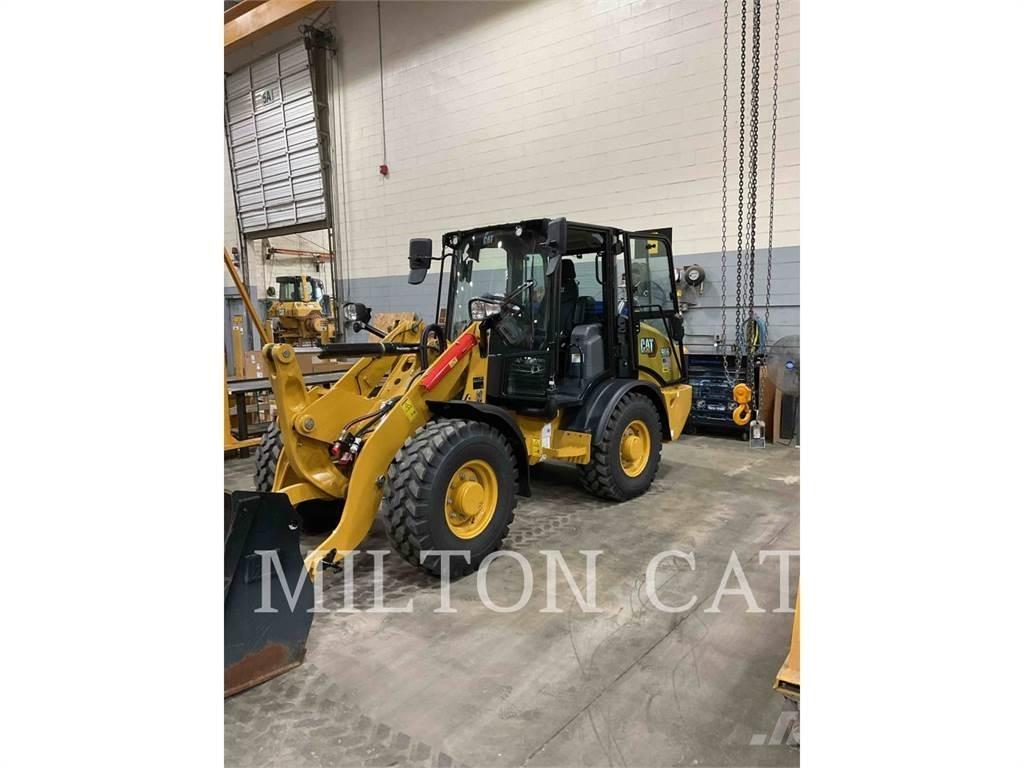 CAT 906 輪胎式裝載機